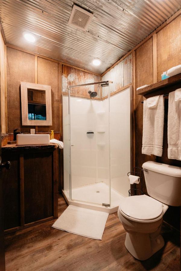 ホテル Treehouse Cozy Glamping Site ブランソン エクステリア 写真